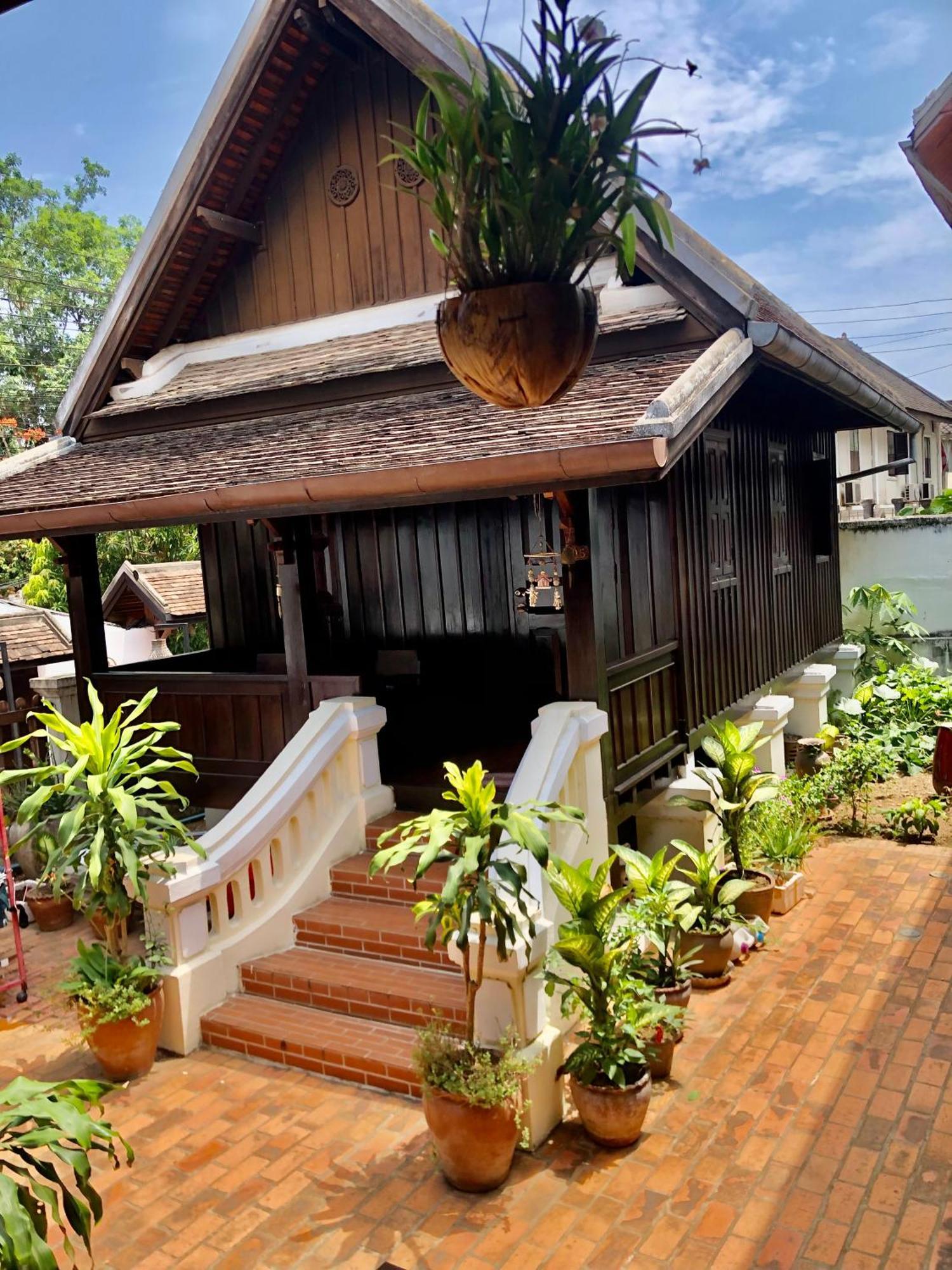 Villa Phathana Royal View Hotel Luang Prabang Exterior foto